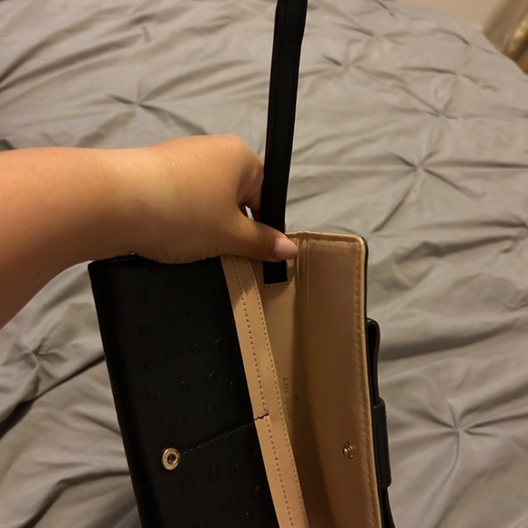 Black Leather Wallet - Picture 3 of 4